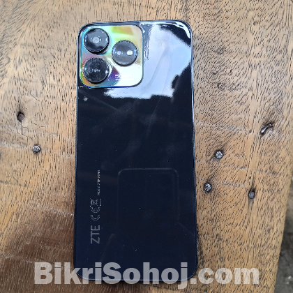 ZTE V50